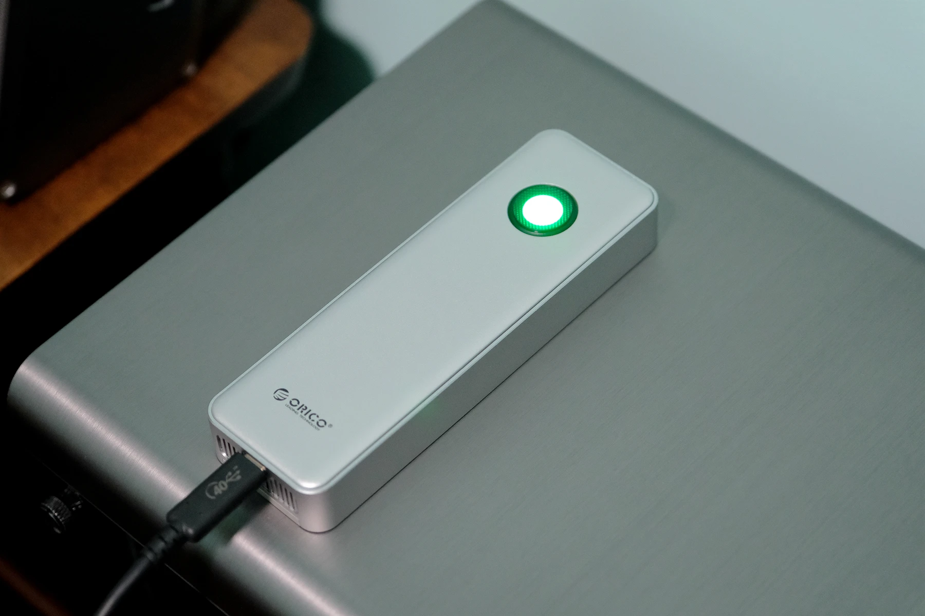 ORICO RGB 40Gbps USB4 M.2 SSD Enclosure 8TB with with Cooling Fan PCIe4.0 NVME Enclosure Aluminum Compatible Thunderbolt 3/4